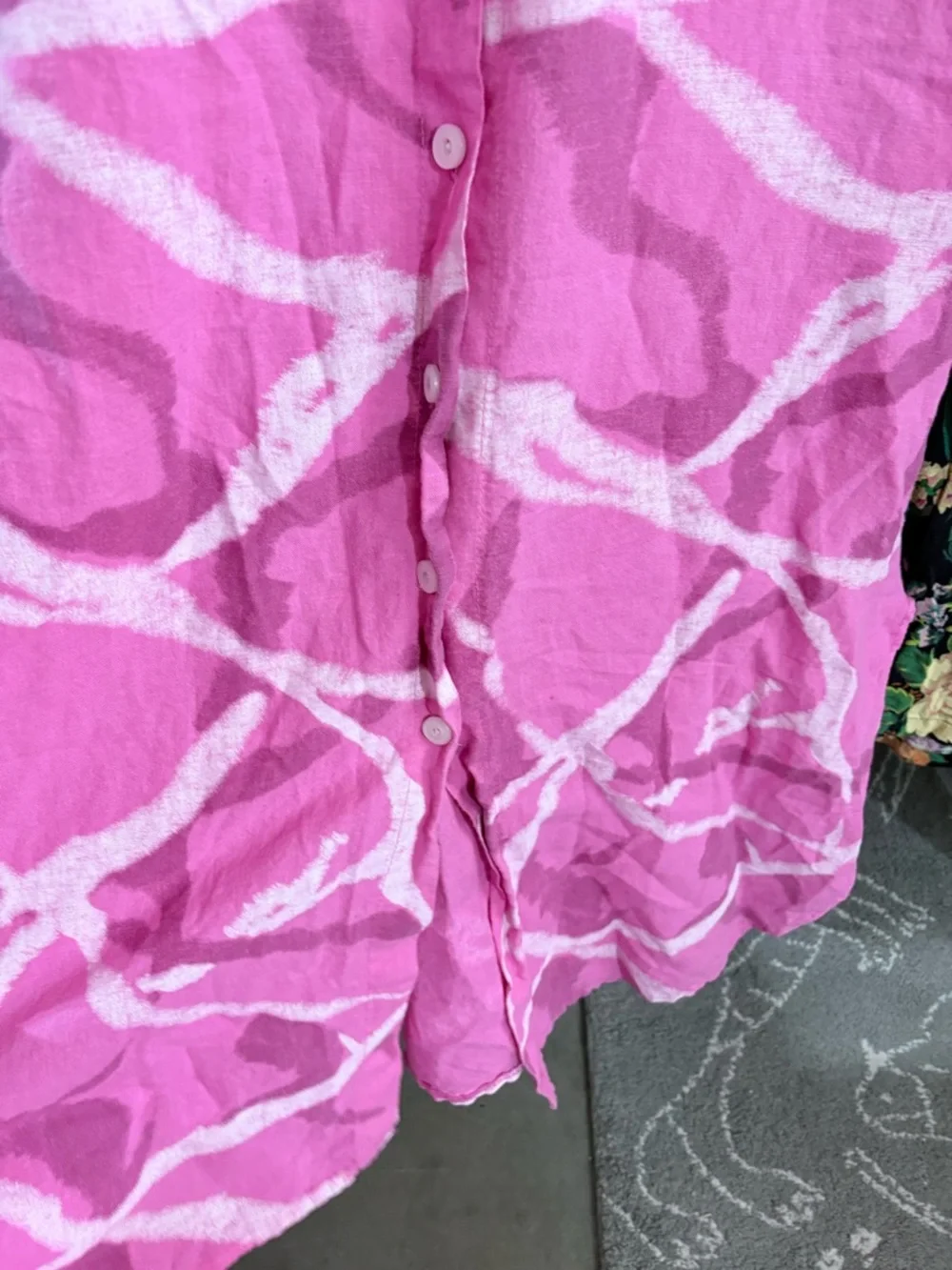 Bright Pink Linen Button-Up Shirt with Brand Label - Picture 8 of 11